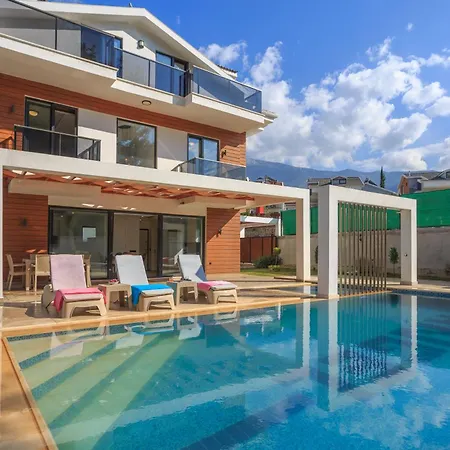 ヴィラ Hisar Celebrity A *